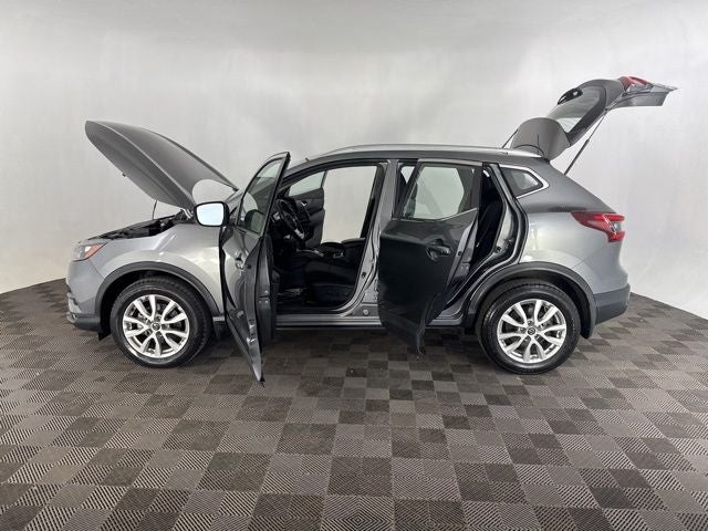 2021 Nissan Rogue Sport SV