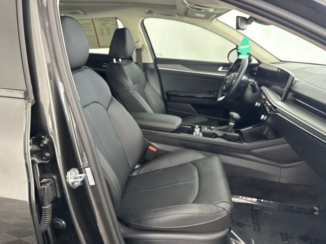 2025 Kia K5 EX