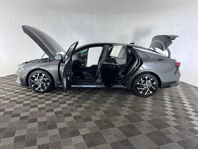 2025 Kia K5 EX