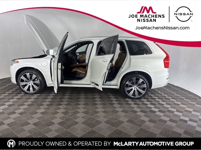 2021 Volvo XC90 Recharge Plug-In Hybrid T8 Inscription 7 Passenger