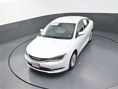 2016 Chrysler 200 Limited