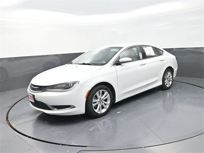 2016 Chrysler 200 Limited