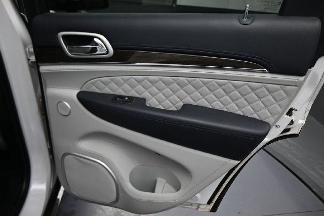 2020 Jeep Grand Cherokee Summit