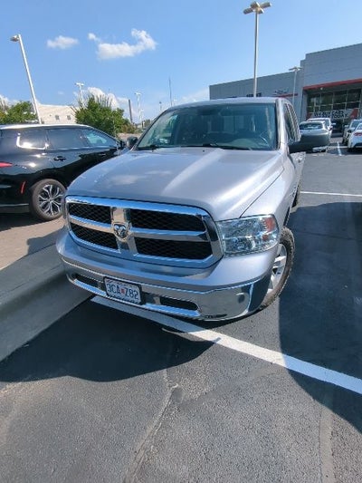 2019 RAM 1500 Classic SLT