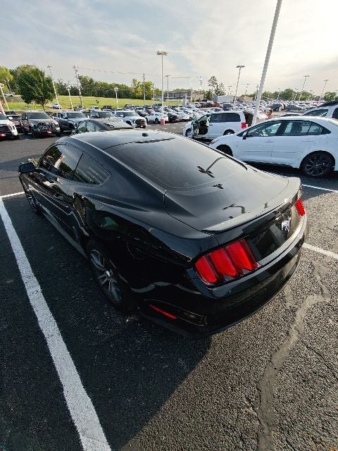 2015 Ford Mustang EcoBoost Premium
