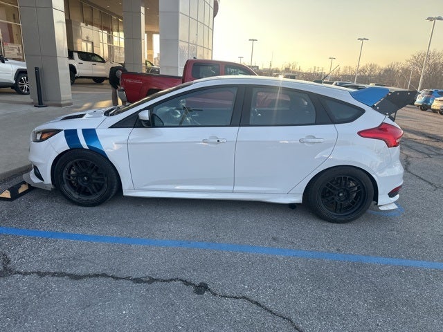 2018 Ford Focus ST