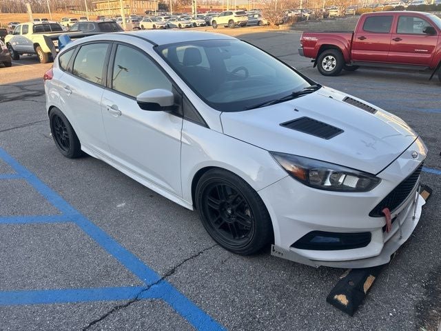 2018 Ford Focus ST