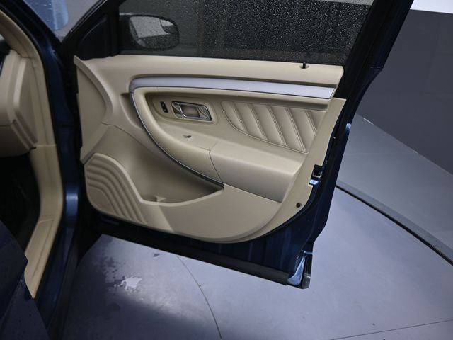 2018 Ford Taurus SEL