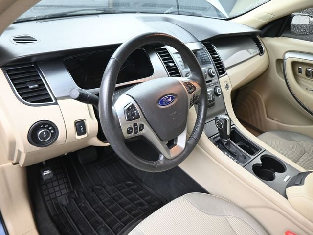 2018 Ford Taurus SEL
