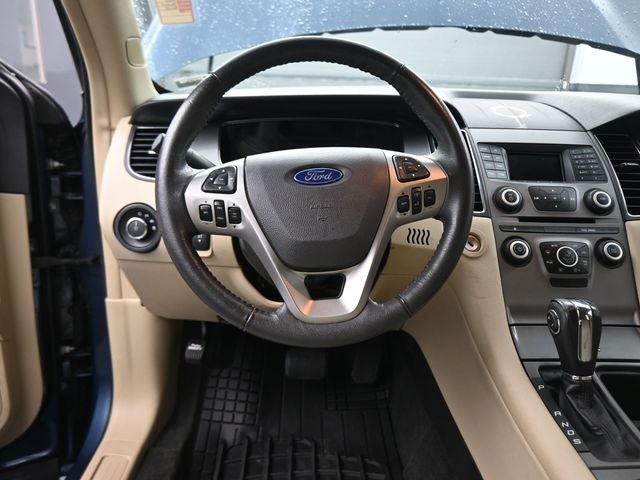 2018 Ford Taurus SEL