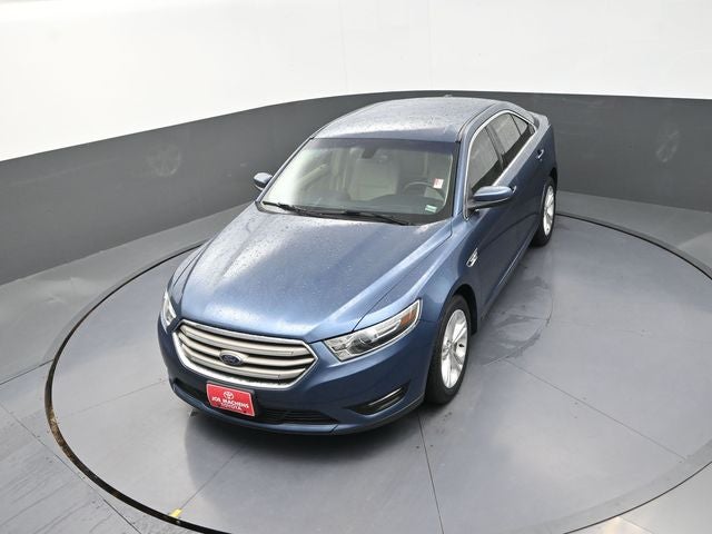 2018 Ford Taurus SEL