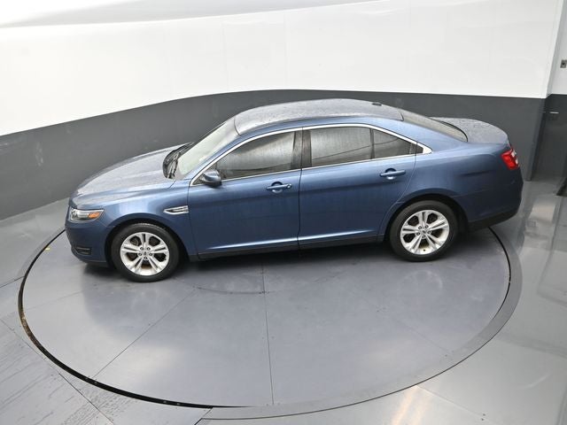 2018 Ford Taurus SEL