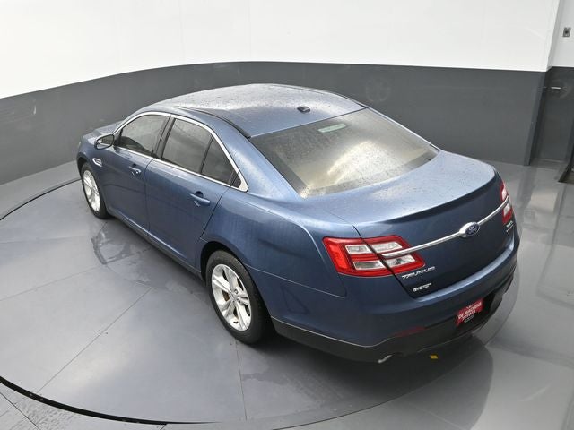 2018 Ford Taurus SEL