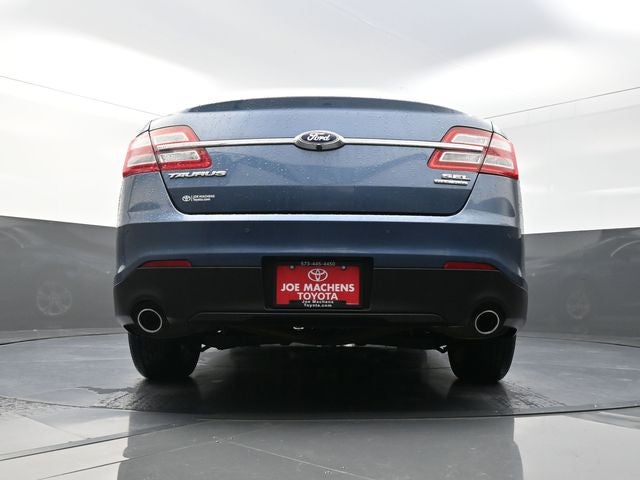 2018 Ford Taurus SEL