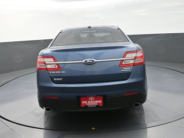 2018 Ford Taurus SEL