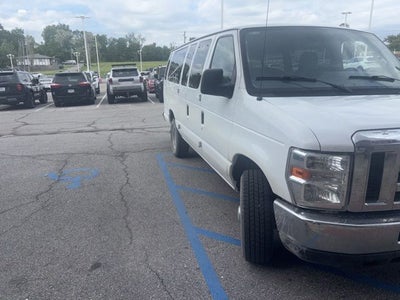 2010 Ford E-350SD XLT