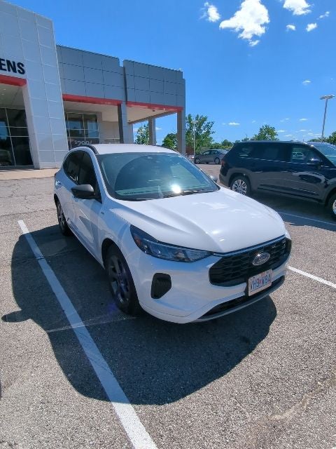 2023 Ford Escape Hybrid ST-Line
