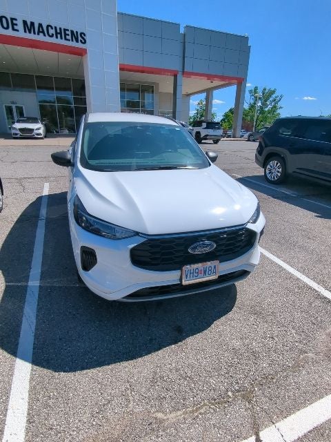 2023 Ford Escape Hybrid ST-Line