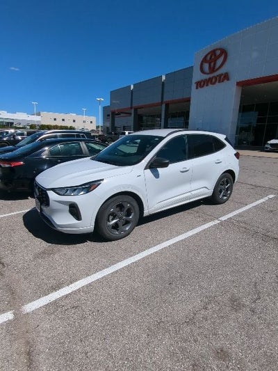 2023 Ford Escape Hybrid ST-Line