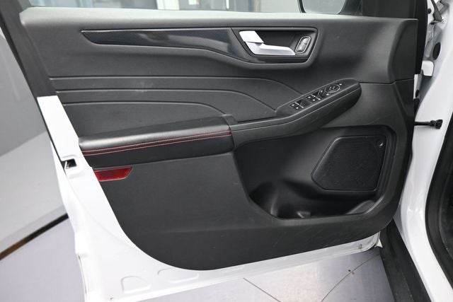 2023 Ford Escape Hybrid ST-Line
