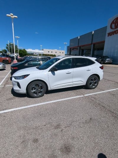 2023 Ford Escape Hybrid ST-Line