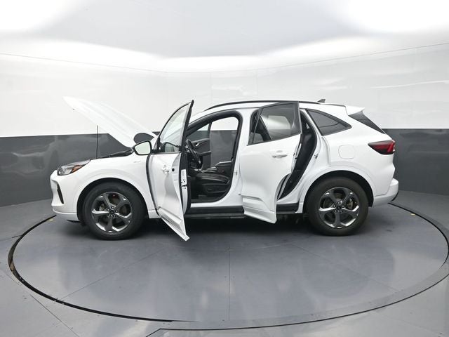 2023 Ford Escape Hybrid ST-Line