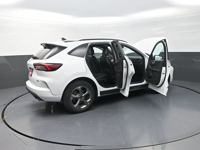 2023 Ford Escape Hybrid ST-Line