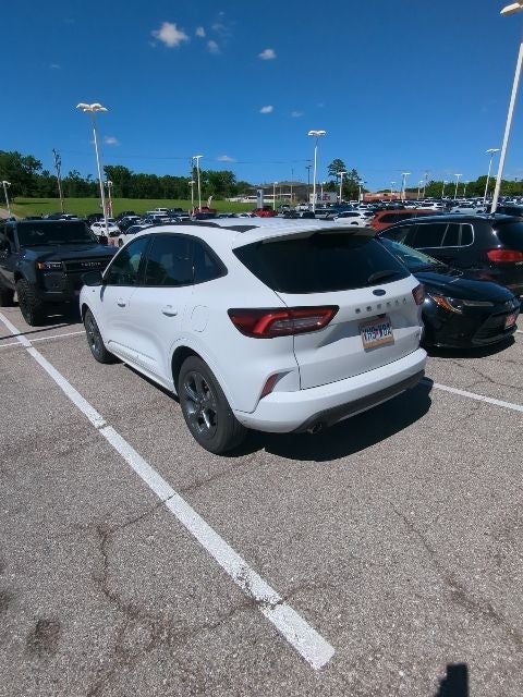 2023 Ford Escape Hybrid ST-Line