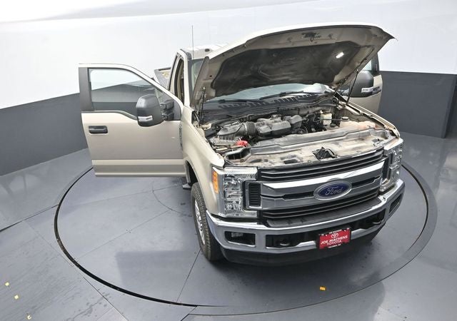 2017 Ford F-250SD XLT