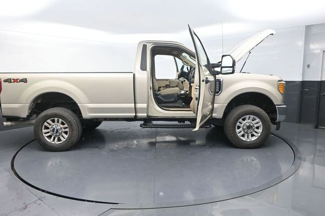 2017 Ford F-250SD XLT