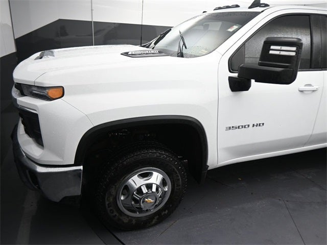 2024 Chevrolet Silverado 3500HD LT DUALLY