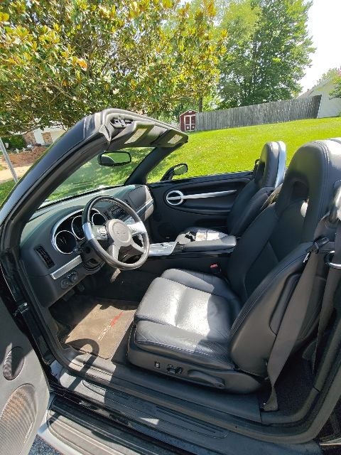 2004 Chevrolet SSR Base