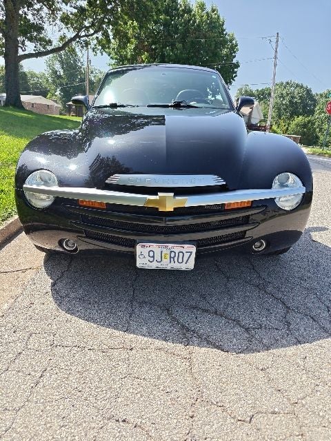 2004 Chevrolet SSR Base