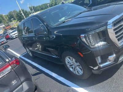 2022 GMC Yukon XL SLT