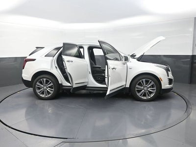 2020 Cadillac XT5 Premium Luxury