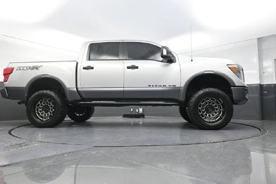 2018 Nissan Titan PRO-4X