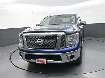 2017 Nissan Titan SV