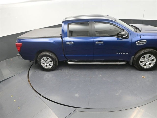 2017 Nissan Titan SV