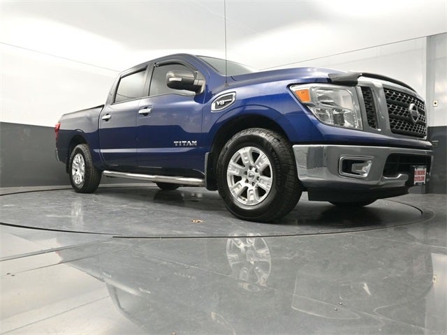 2017 Nissan Titan SV