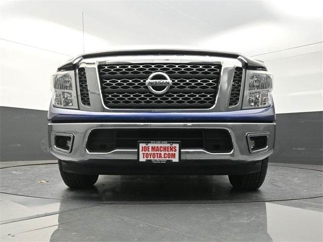2017 Nissan Titan SV