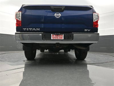2017 Nissan Titan SV