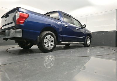 2017 Nissan Titan SV