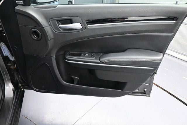 2023 Chrysler 300 S