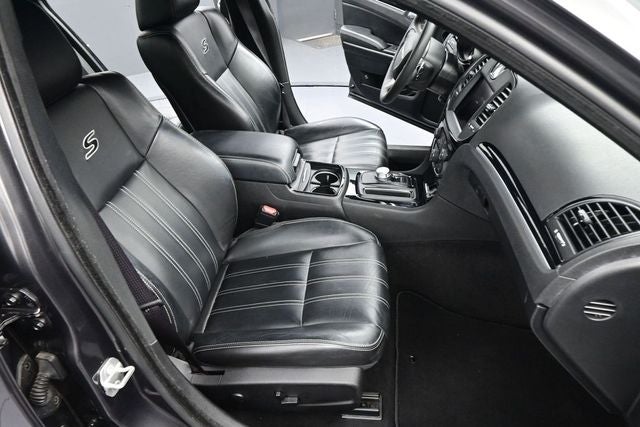 2023 Chrysler 300 S