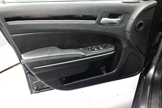2023 Chrysler 300 S