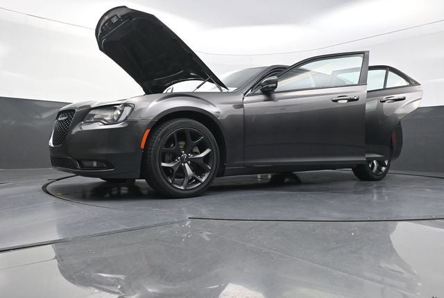 2023 Chrysler 300 S