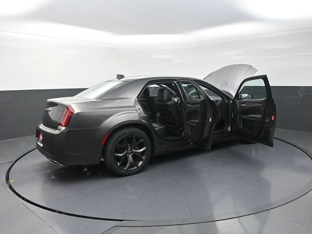 2023 Chrysler 300 S
