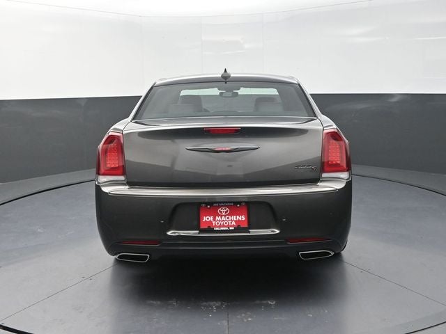2023 Chrysler 300 S