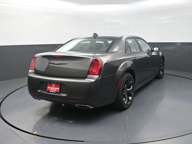 2023 Chrysler 300 S