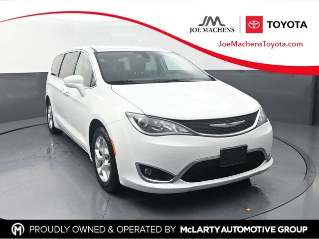2018 Chrysler Pacifica Touring Plus